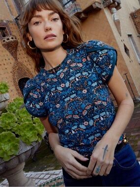 Nation LTD Kennedy Tulip Sleeved Top in Night Bloom - Size Medium - Like New